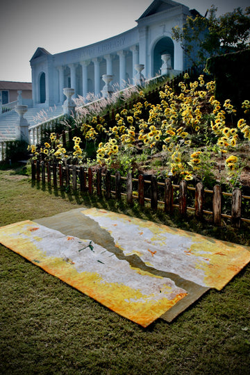 Petals In the Breeze Hand Tufted Rug