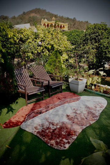 Curvature Pulse Hand Tufted Rug