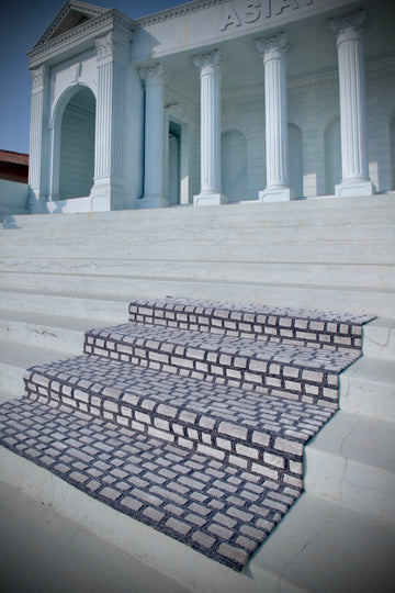 Serene Strata Hand Tufted Rug