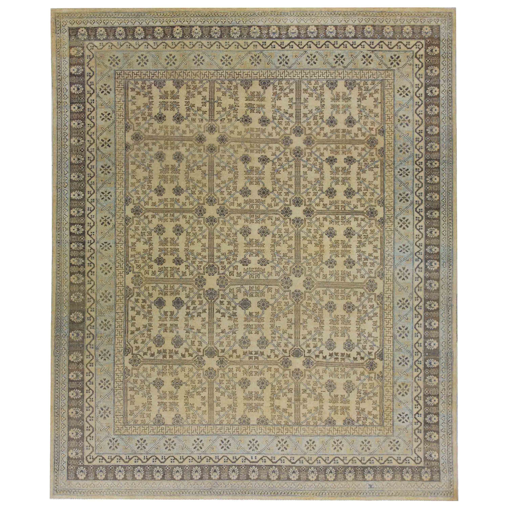 Traditional Wool Beige Handknotted Rug