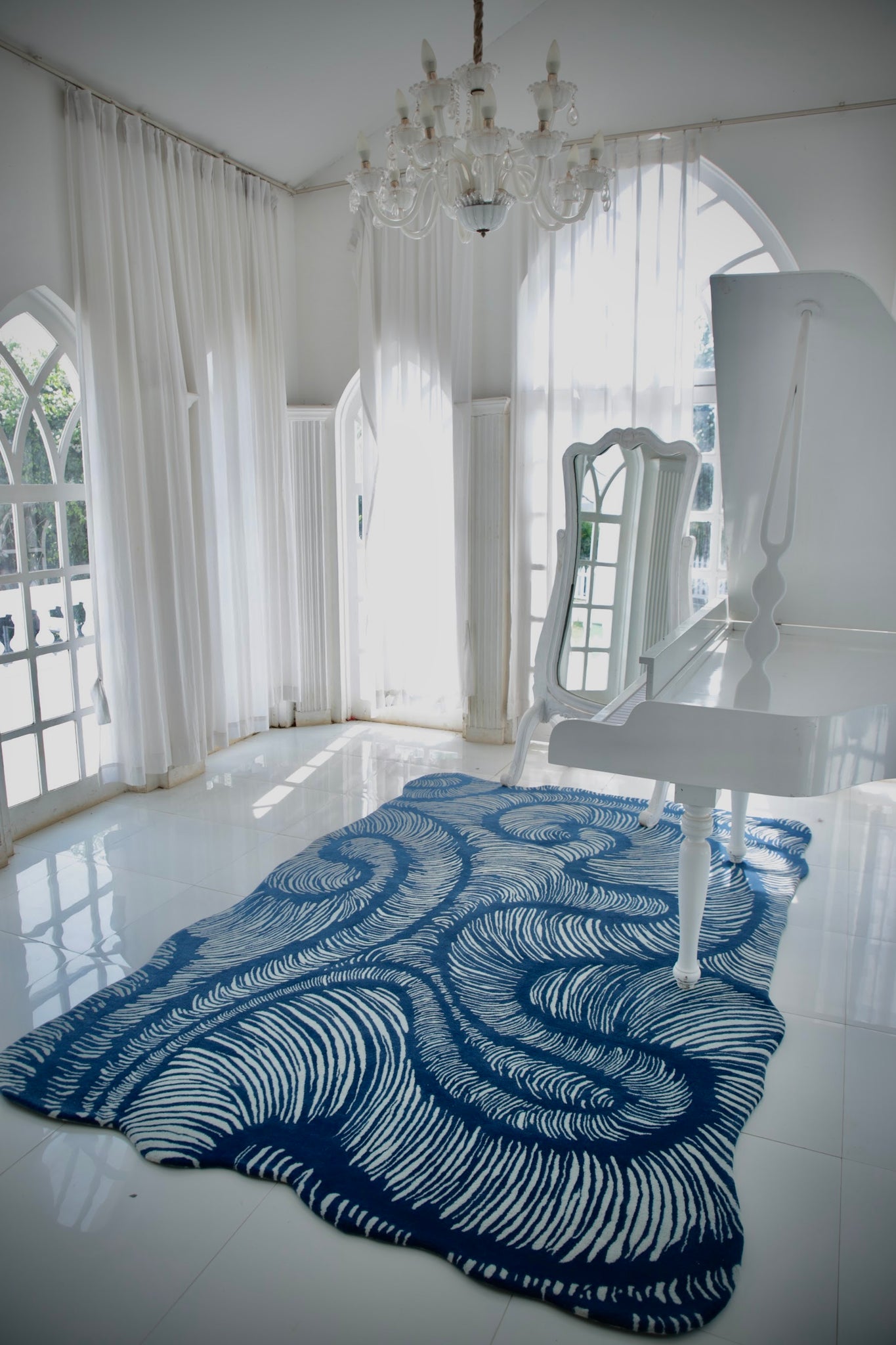 Azure Drift Hand Tufted Rug