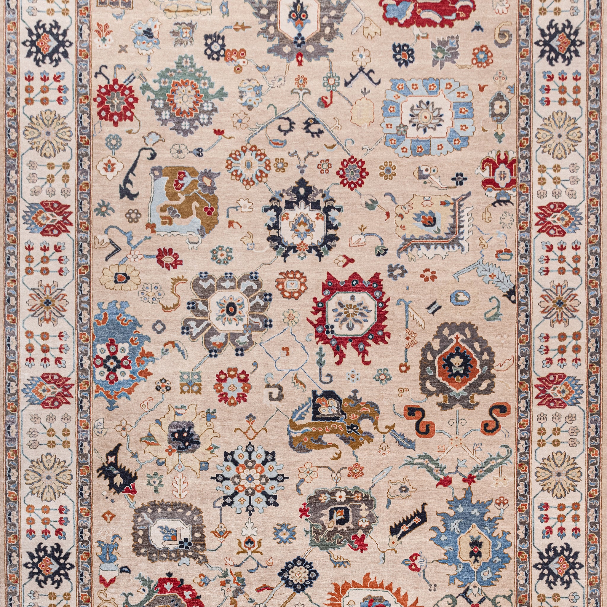Traditional Wool Beige Handknotted Rug